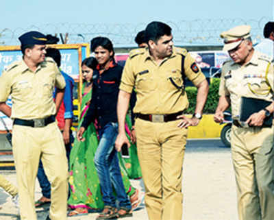 Bandra unchains itself from snatching menace