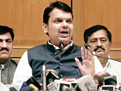 Builders must pay 3 years’ rent for SRA projects: CM