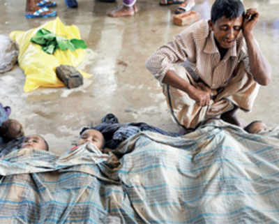 Rohingya refugee boat capsizes, 60 feared dead