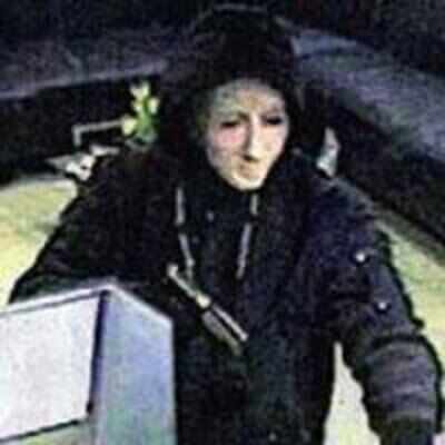 Austrian bank robber gets to keep the cash