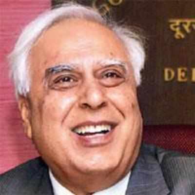 Kapil Sibal has an IIT lesson for Union Environment Minister