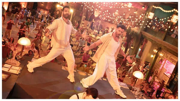 Can War 2 break the opening day record set by War?