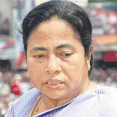 Mamata rallies against violence