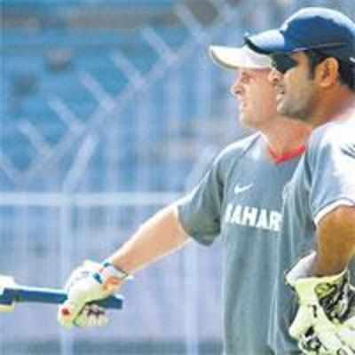 Dhoni gets the best out of his team, like Cronje, says Kirsten