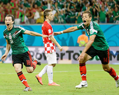 Mexico beats Croatia 3-1, advances in World Cup