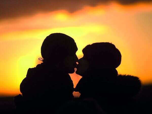 How to plan your Valentine’s Day, one app at a time