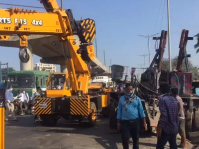 Andheri crane collapse death: Truck driver held