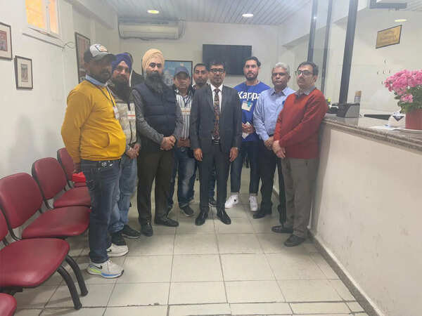 Indian Embassy in Lebanon facilitates return of 5 Indians from Gulf