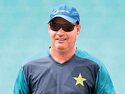 Sacked Pakistan head coach Mickey Arthur says he is 'disappointed and hurt'