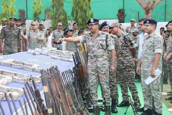 Chhattisgarh: 34 Maoists surrender across Bastar region on deadline day; Huge dump of gold, cash recovered