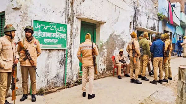 UP man seeks ‘guidance’ from Pakistan cleric over Sambhal violence