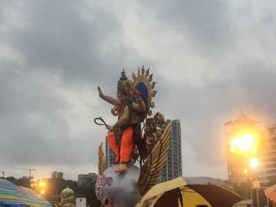 City says goodbye to Lord Ganesha