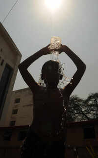 From March 1 to May 26, state records 270 heatstroke cases & 17 deaths