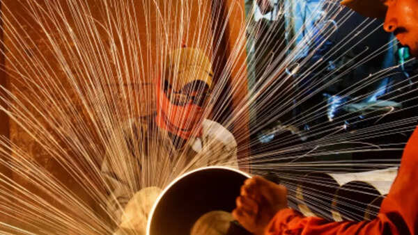 Union Budget 2023-24: Global economic slowdown may lead to business uncertainty, shows TOI-Deloitte survey