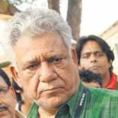 Om Puri to split with wife of 16 Years