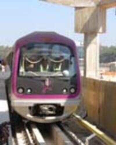 Namma Metro rolls out, traders cheer