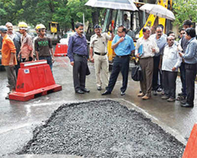 BMC chief sets 48-hour deadline to fix potholes
