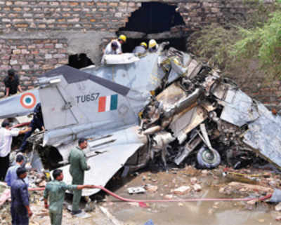 MiG-27 crashes near Jodhpur, pilot safe