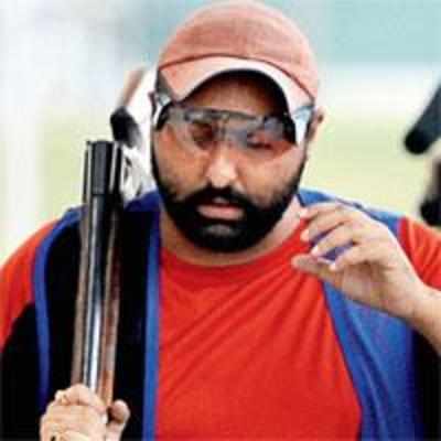Sodhi defends WC title