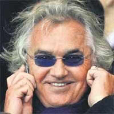 Renault boss Briatore to quit in two years