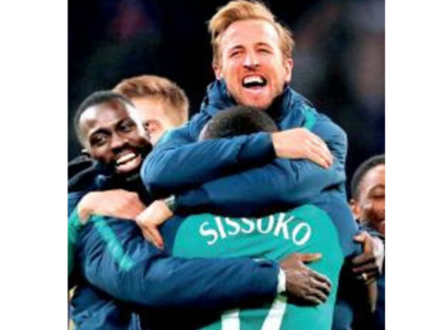 Injured striker Harry Kane inspires his teammates to win the semi-finals