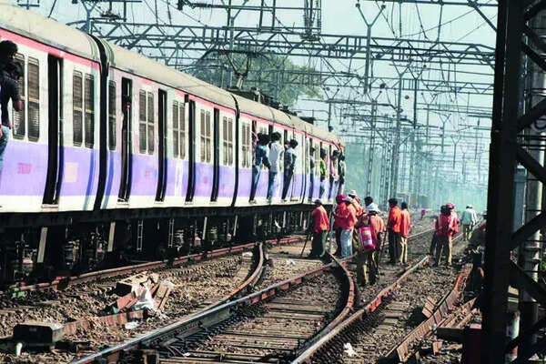 Mumbai’s Central Railway announces Sunday, May 24, megablock schedule; no blocks on Western Railway