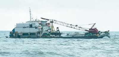 Mangaluru: Technical glitch hits barge off Ullal coast