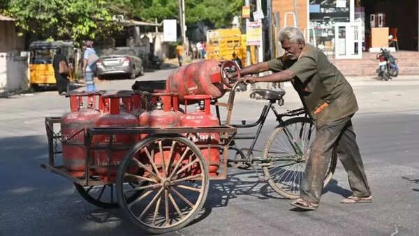 Coimbatore corporation integrates gas with firewood at crematoriums amidst LPG shortage