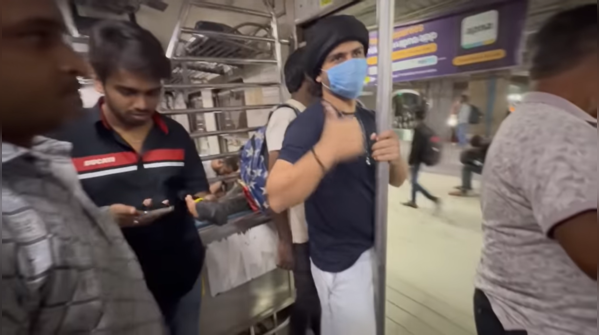 Shoaib takes the train
