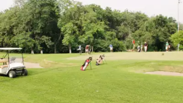 At Chandigarh Golf Club, Kochhar, Chikka lead red hot pack; cold cut looms for Jeev
