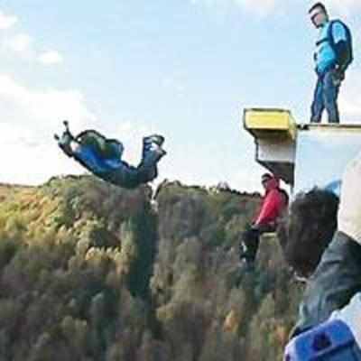 BASE jumper falls 876 ft, hits water at 80 mph, and survives