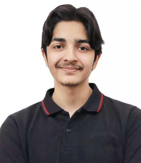 City students shine in JEE Main; 46 score above 99 percentile