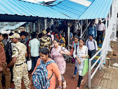 New staircase at Jogeshwari eases congestion