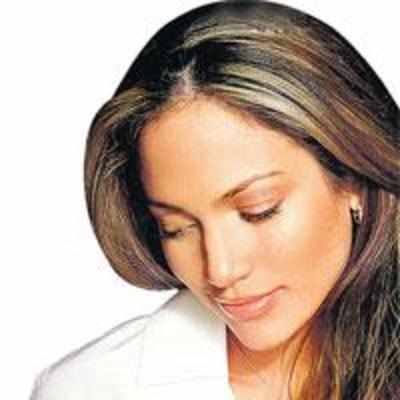 JLo says she has her bad hair days too
