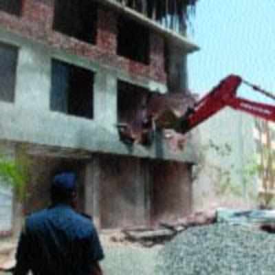 Cidco, NMMC demolish illegal multi-storied buildings in Ghansoli