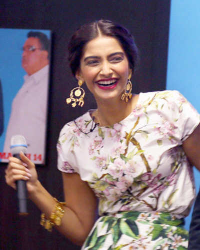 People don't take me seriously as an actor: Sonam Kapoor