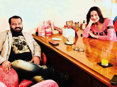 Financier accuses Ameesha Patel and her partner Kuunal Goomer of fraud