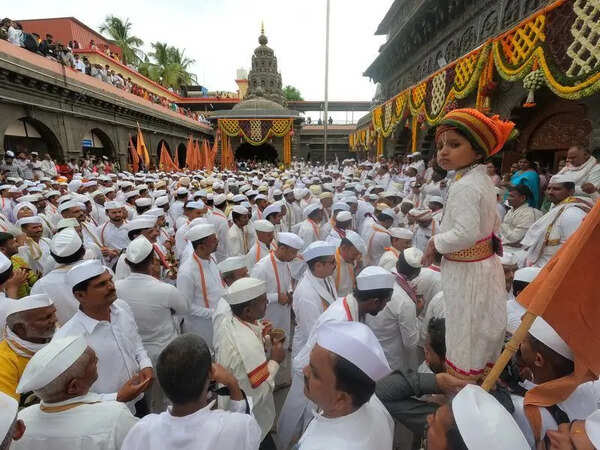 CM led high powered panel approves Pandharpur corridor development plan of Rs 4,150.46 cr outlay, CM asks authorities to complete works in 30 months (2.5 years)