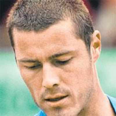 Safin ends Paris sojourn with second round exit