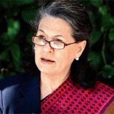 Sonia reshuffles party team, names new CWC