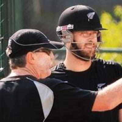 NZ get cracking, Wright turns to locals for help