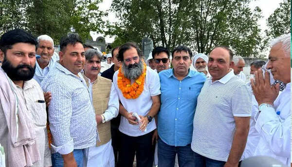 Hooda, Rohtak Congress MLAs skip culmination of Brijendra’s yatra