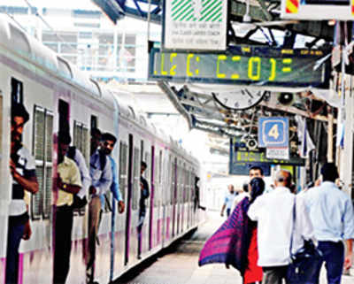 100 late WR trains leave commuters hapless