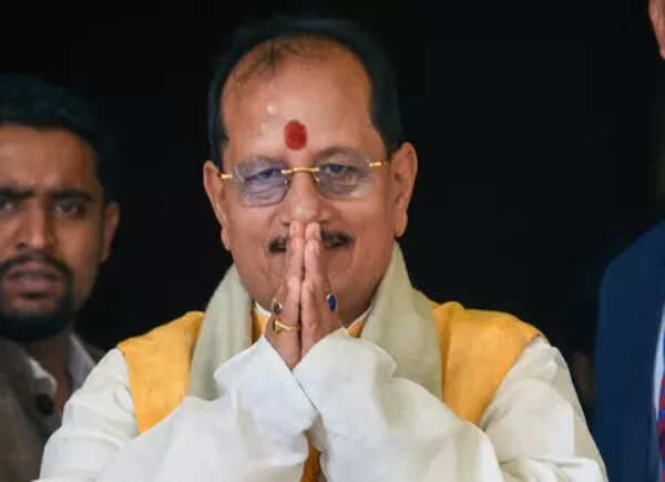Dy CM hears land-related grievances in Darbhanga