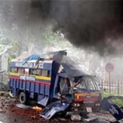 Mumbai police chief shifted over Azad Maidan violence