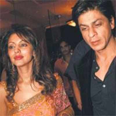 SRK'S Mannat Digs into controversy
