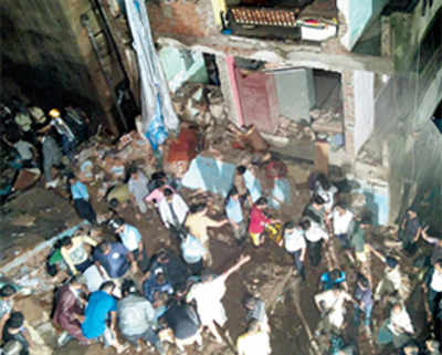 Four-storey building collapses in Dombivli, many feared trapped