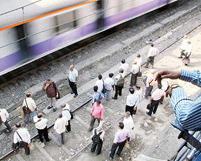 Study identifies Mumbai’s most dangerous railway spots