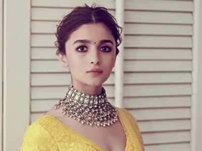 Alia Bhatt's role as a prostitute in Sanjay Leela Bhansali's next to be whitewashed?