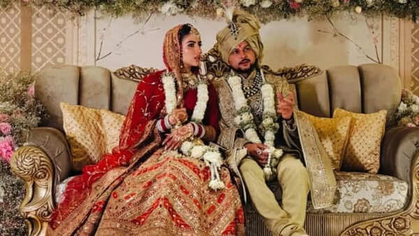Kuldeep Yadav ties knot with Vanshika Chadha - pics out